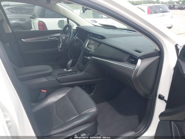 1GYKNCRSXKZ286643 Cadillac XT5 LUXURY