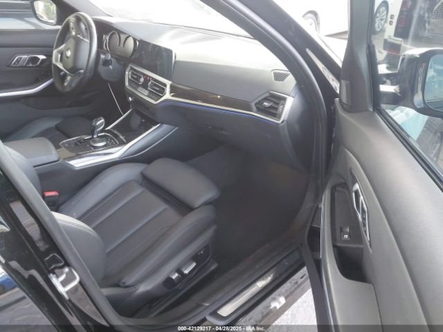 WBA5R1C07LFH37243 BMW 330I