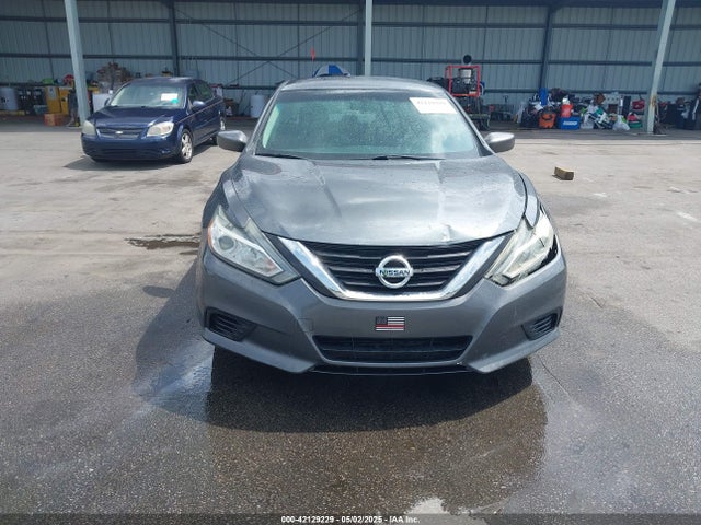 1N4AL3APXJC138949 Nissan Altima 2.5 S