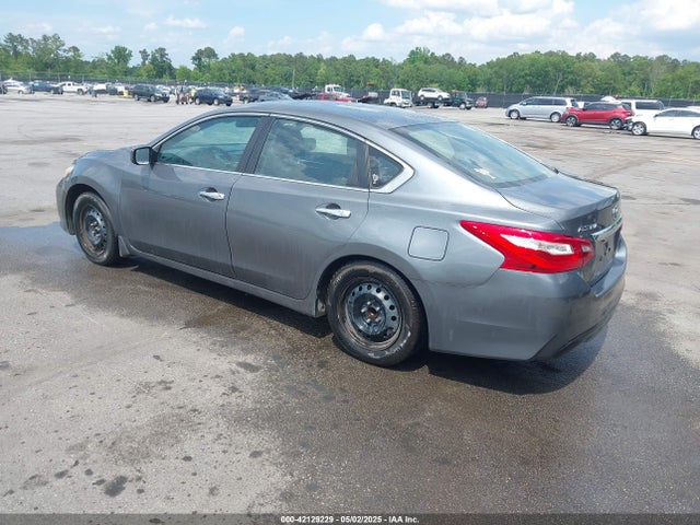 1N4AL3APXJC138949 Nissan Altima 2.5 S