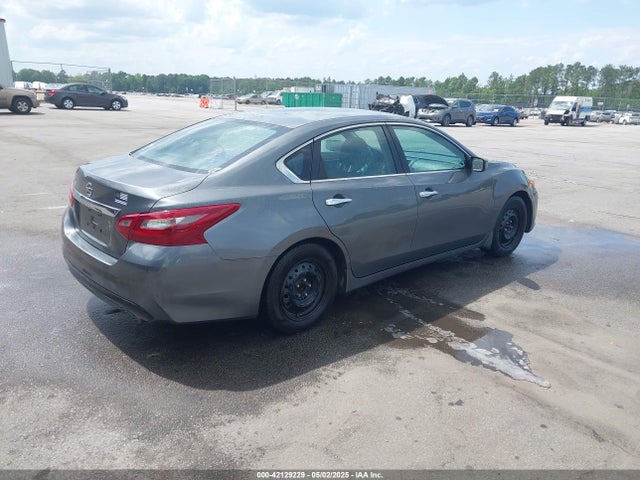 1N4AL3APXJC138949 Nissan Altima 2.5 S
