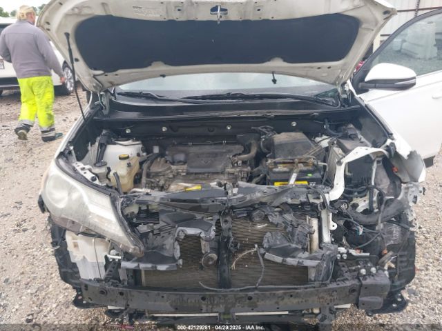 2T3WFREV7FW167008 Toyota Rav4 Xle