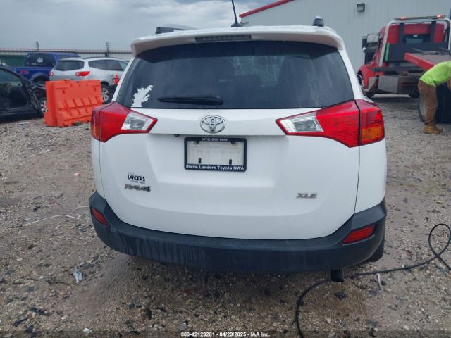 2T3WFREV7FW167008 Toyota Rav4 Xle