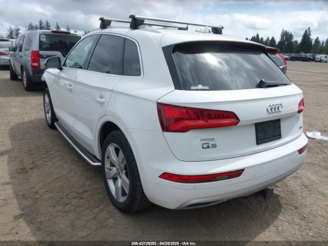 WA1BNAFY0K2093696 Audi Q5 45 Premium