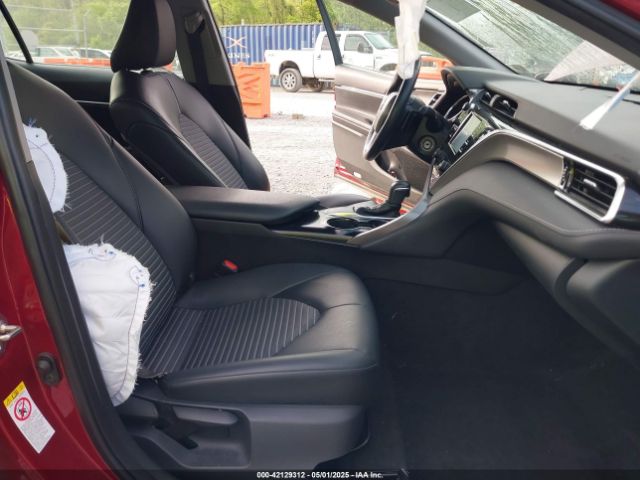 4T1B11HK6JU654136 Toyota CAMRY SE