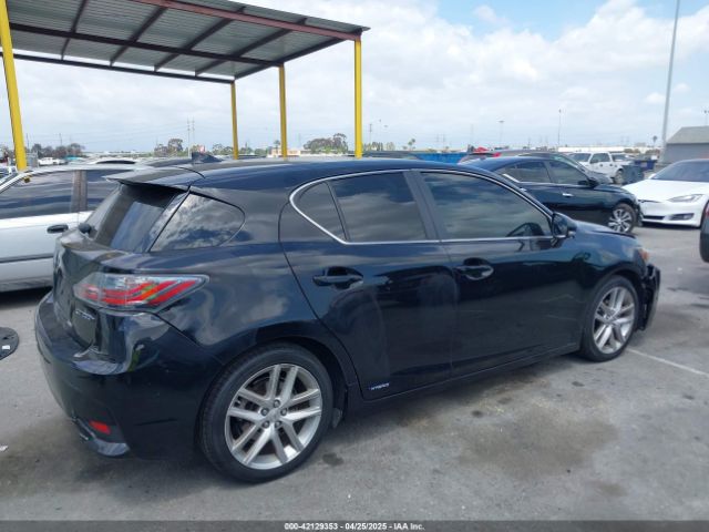 JTHKD5BH7F2224231 Lexus CT 200H