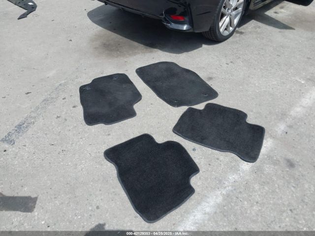 JTHKD5BH7F2224231 Lexus CT 200H