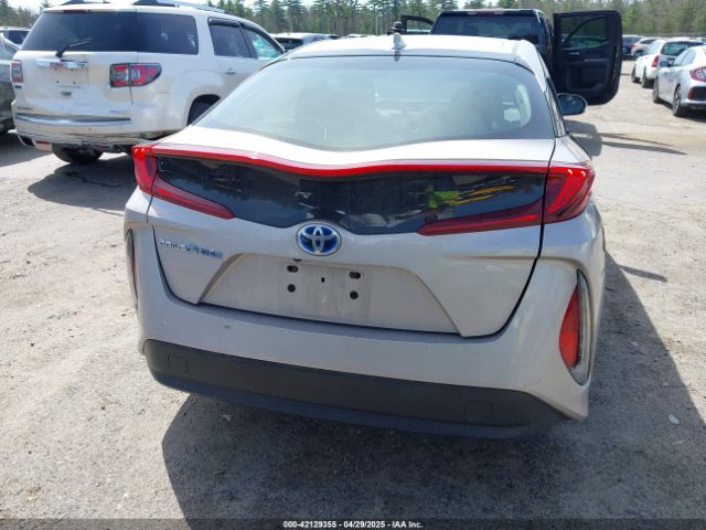 JTDKARFP5J3091877 Toyota Prius Prime Premium