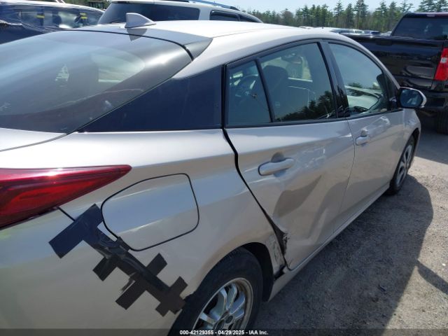 JTDKARFP5J3091877 Toyota Prius Prime Premium