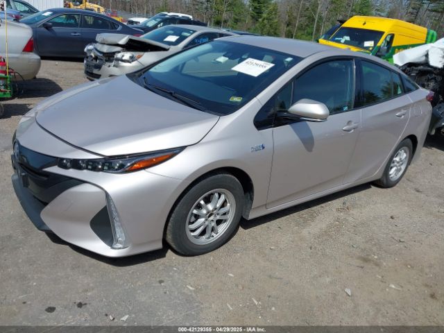 JTDKARFP5J3091877 Toyota Prius Prime Premium