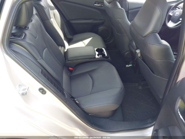 JTDKARFP5J3091877 Toyota Prius Prime Premium