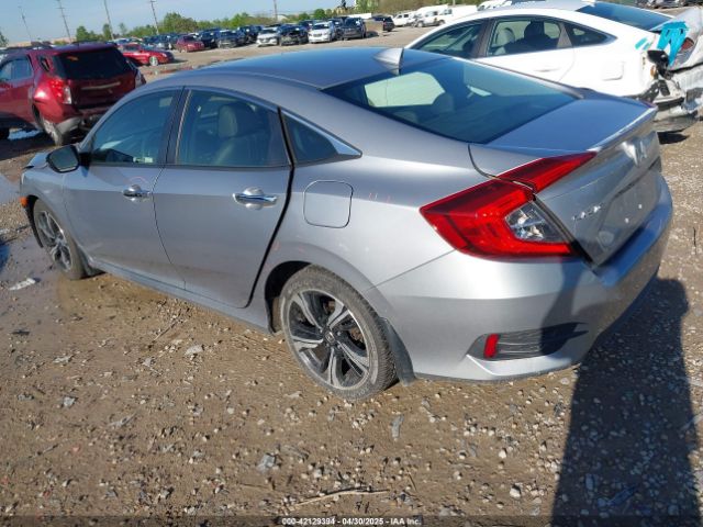 JHMFC1F93JX003978 Honda Civic Touring