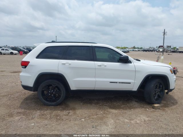1C4RJFAG2JC382440 Jeep Grand Cherokee Upland 4x4