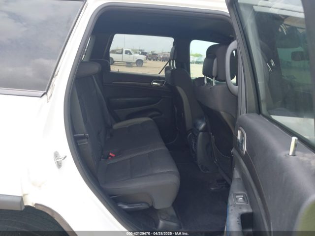 1C4RJFAG2JC382440 Jeep Grand Cherokee Upland 4x4