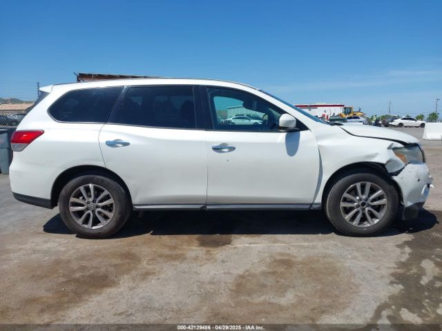 5N1AR2MN4FC642123 Nissan Pathfinder S