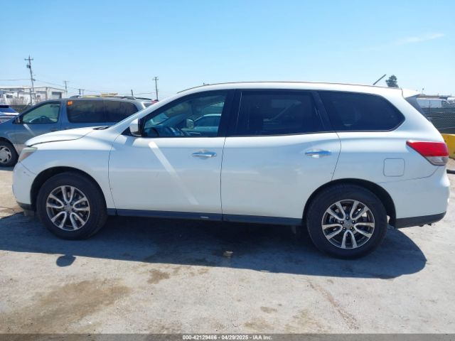 5N1AR2MN4FC642123 Nissan Pathfinder S