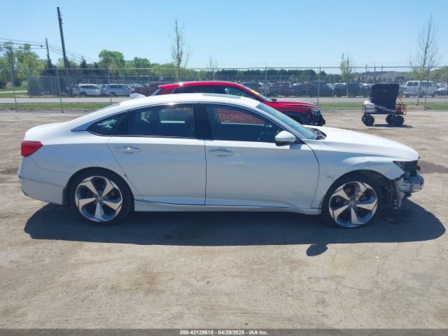 1HGCV1F96JA163405 Honda Accord Touring