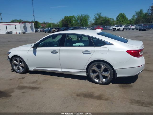 1HGCV1F96JA163405 Honda Accord Touring