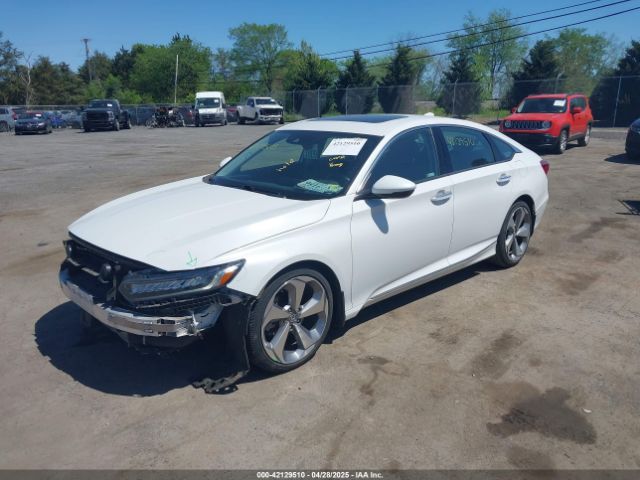 1HGCV1F96JA163405 Honda Accord Touring
