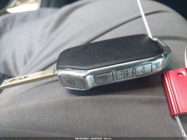 KNDJ23AU7M7143705 KIA SOUL LX