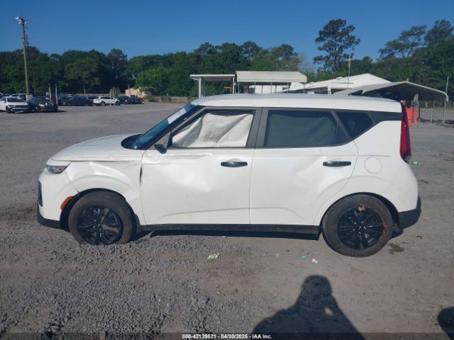 KNDJ23AU7M7143705 KIA SOUL LX
