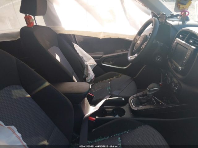 KNDJ23AU7M7143705 KIA SOUL LX