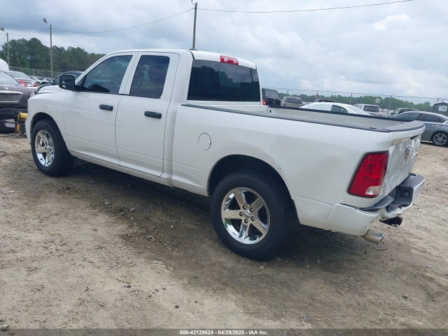 RAM 1500 Express  4x4 6'4 Box 2018 1C6RR7FT9JS184388 Image 3