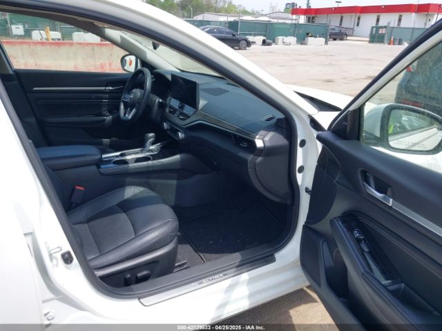 1N4BL4EV9PN363931 Nissan Altima Sl Fwd