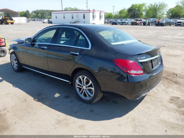 2016 MERCEDES-BENZ C 300 55SWF4KB9GU120226 Photo 2