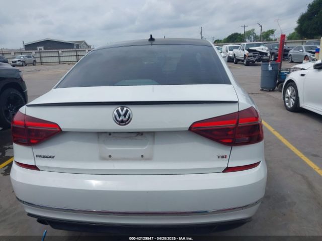 1VWAA7A30JC015825 Volkswagen Passat 2.0t R-line/2.0t S