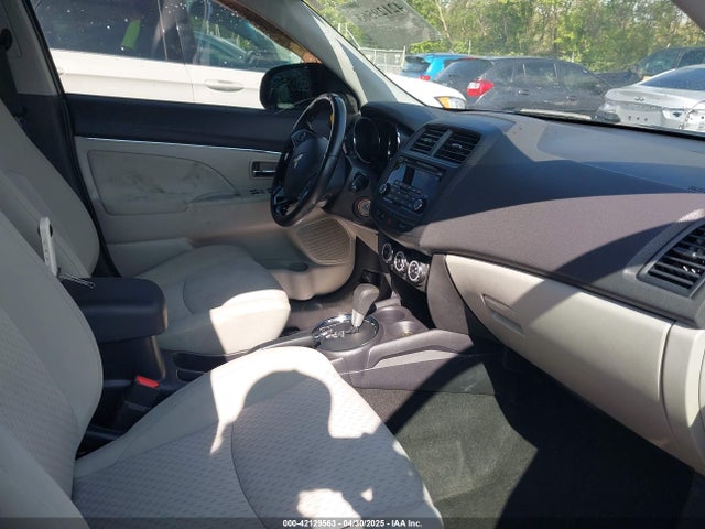 JA4AP3AU4HZ007103 Mitsubishi Outlander Sport 2.0 Es