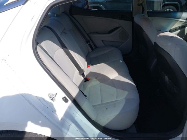 5XXGM4A79EG311857 KIA Optima Lx