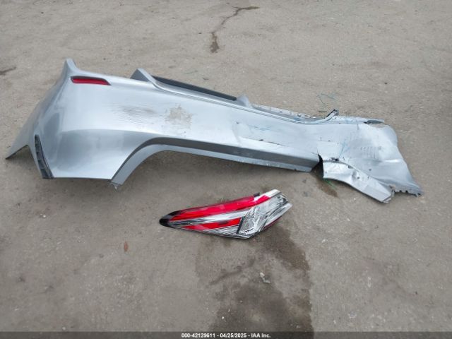 4T1B11HK5JU014158 Toyota CAMRY SE