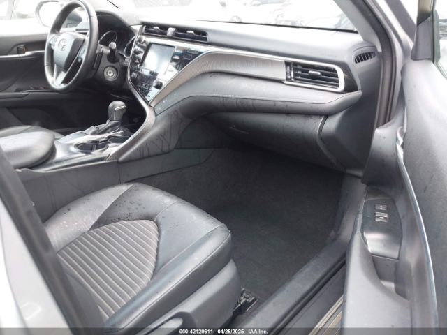 4T1B11HK5JU014158 Toyota CAMRY SE