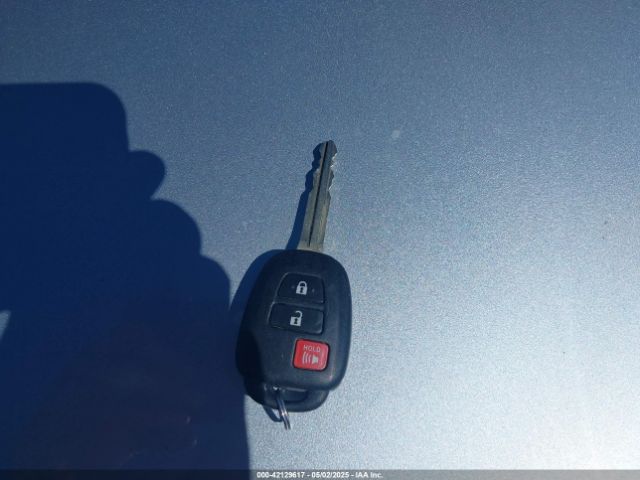 2T3RFREV3FW278815 Toyota Rav4 Xle