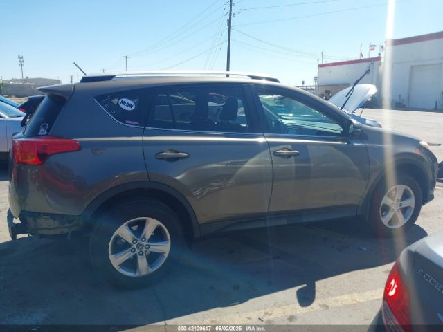 2T3RFREV3FW278815 Toyota Rav4 Xle