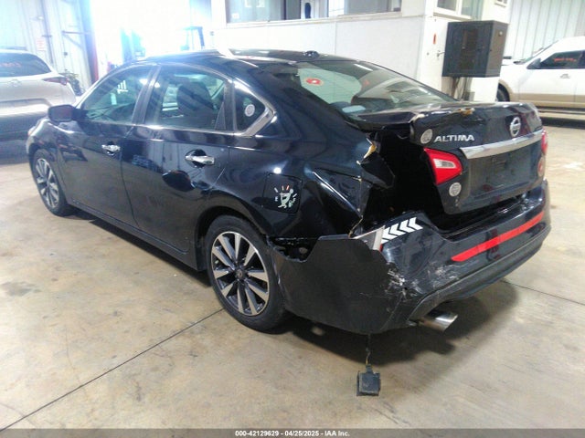 1N4AL3APXHC172965 Nissan 2017