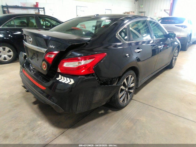 1N4AL3APXHC172965 Nissan 2017