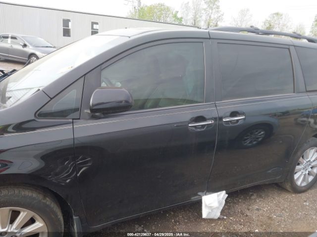 5TDDK3DC9FS103425 Toyota Sienna Xle 7 Passenger