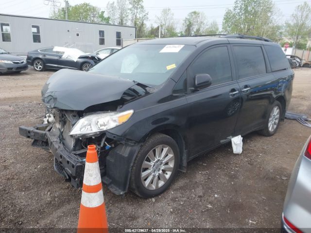 5TDDK3DC9FS103425 Toyota Sienna Xle 7 Passenger