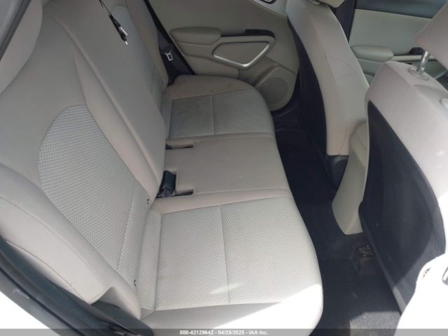 KNDJ23AU3L7040294 KIA SOUL LX