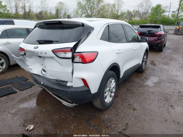 1FMCU0G65MUA15700 Ford ESCAPE SE