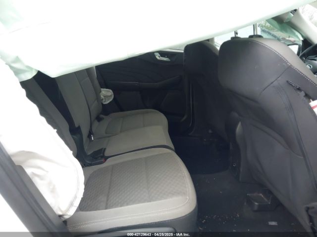 1FMCU0G65MUA15700 Ford ESCAPE SE