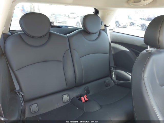2011 MINI COOPER WMWSU3C54BT097742 Photo 7