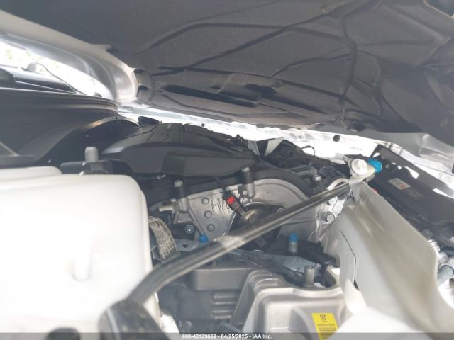 KMHLL4DGXRU771358 Hyundai ELANTRA SE
