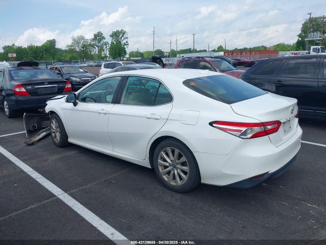 4T1B11HK2KU743445 Toyota CAMRY LE