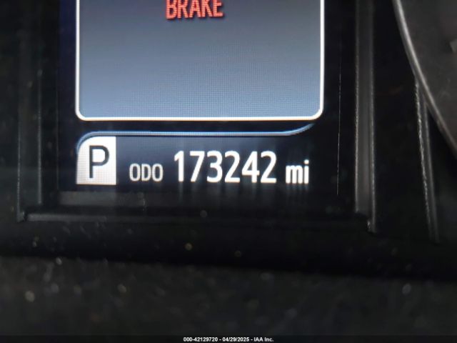 5TDKZ3DC4KS011331 Toyota Sienna Le 8 Passenger
