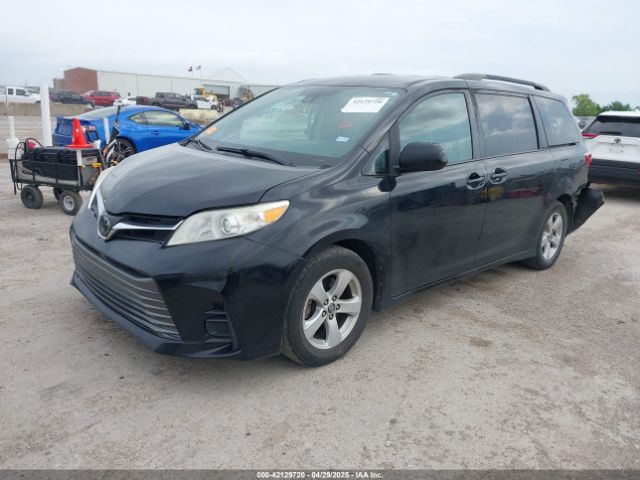 5TDKZ3DC4KS011331 Toyota Sienna Le 8 Passenger
