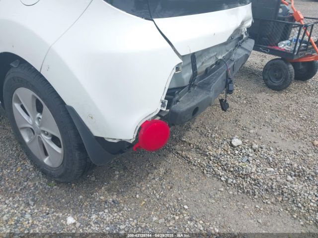 KNDJN2A23G7264543 KIA Soul