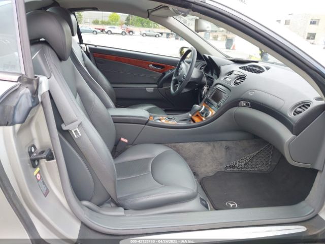 2005 MERCEDES-BENZ SL 500 WDBSK75F75F102486 Photo 4